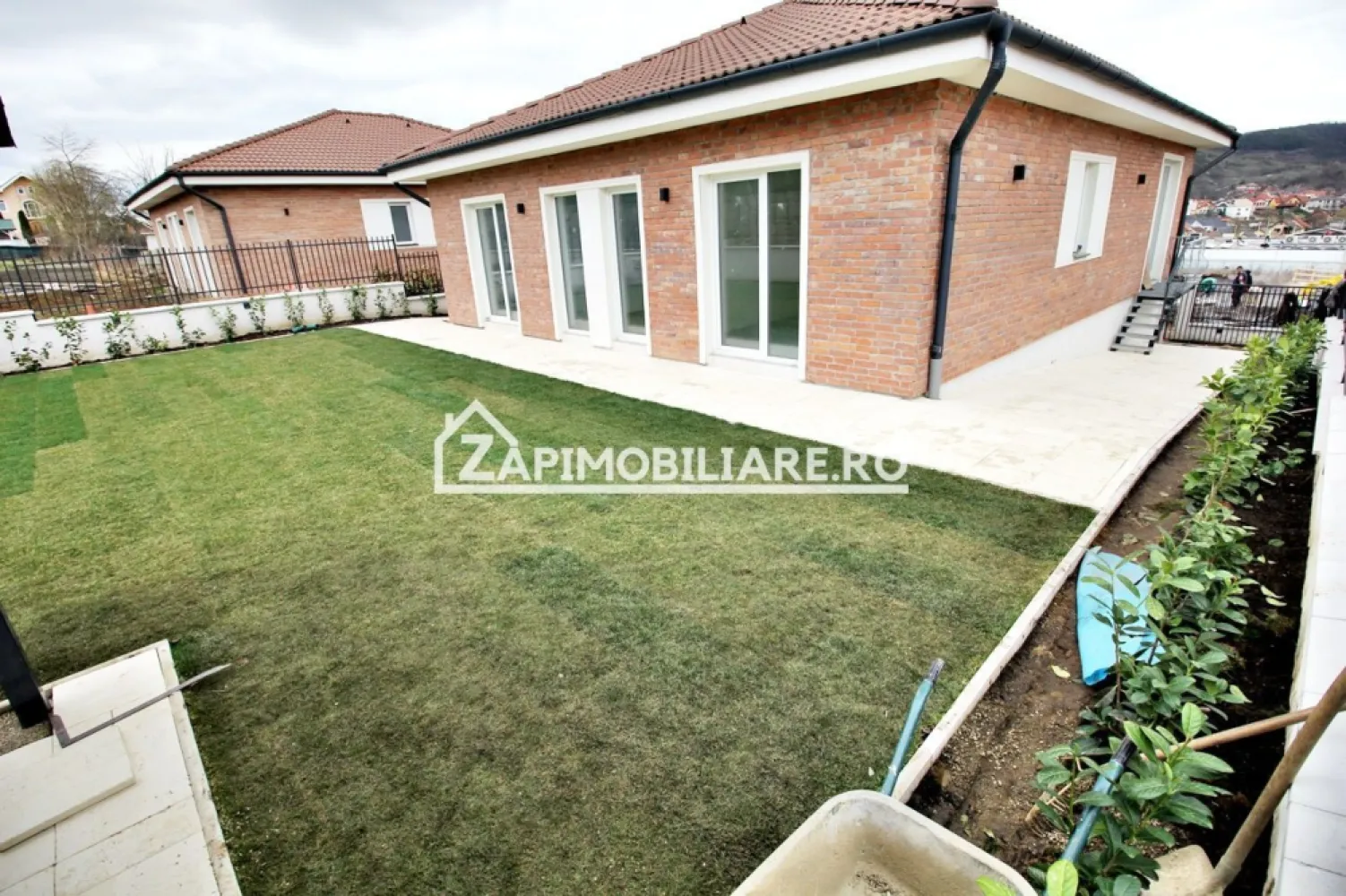 Casa 5 camere la cheie 175mp,520mp teren,mobilată și utilată