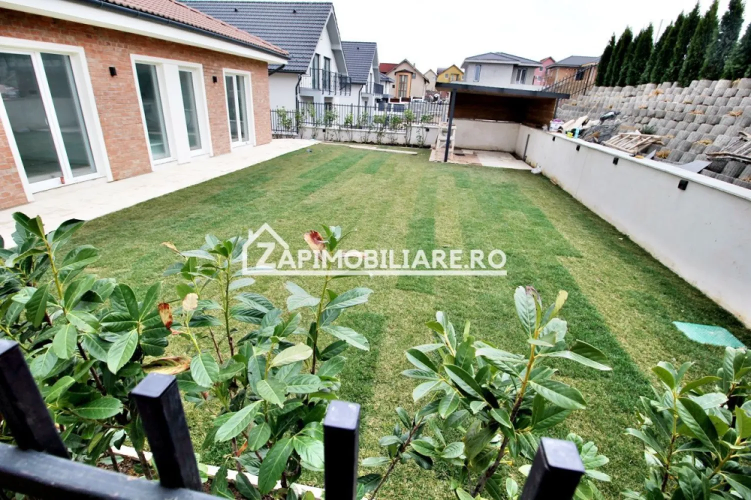 Casa 5 camere la cheie 175mp,520mp teren,mobilată și utilată