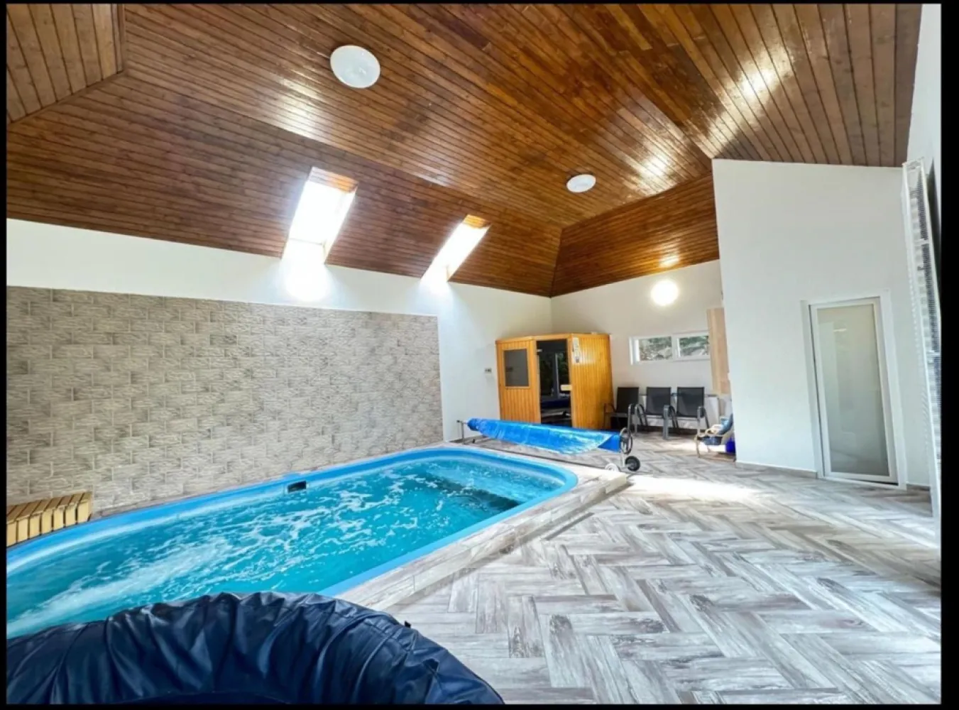 Casa Premium 6 camere,5 băi, Piscină, saună, 768 mp teren,