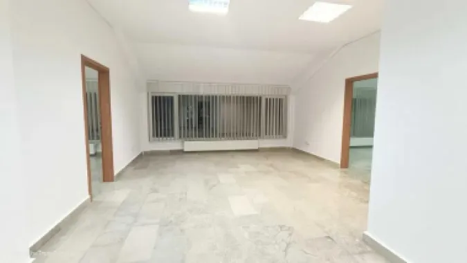 Central - zona Tribunal - disponibil intre 30 mp si 450 mp