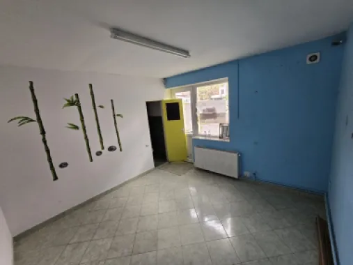 Spatii comerciale in Zona Dacia cu supafata de 40-30-20 mp