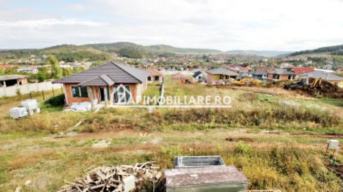 Casa 5 camere,3 băi,la cheie,138 mp,528mp teren,0% comision