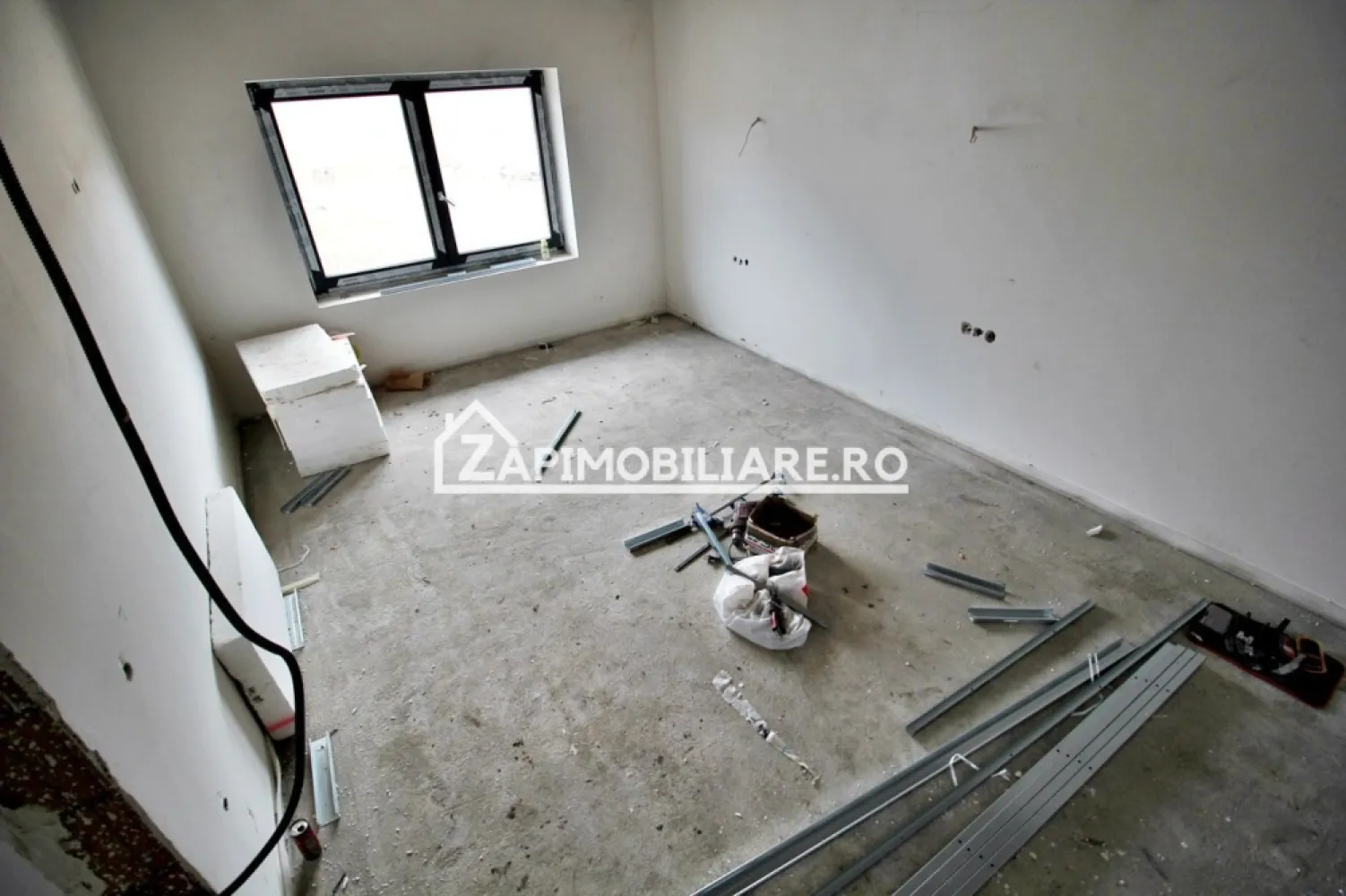 Casa 5 camere,3 băi,la cheie,138 mp,528mp teren,0% comision