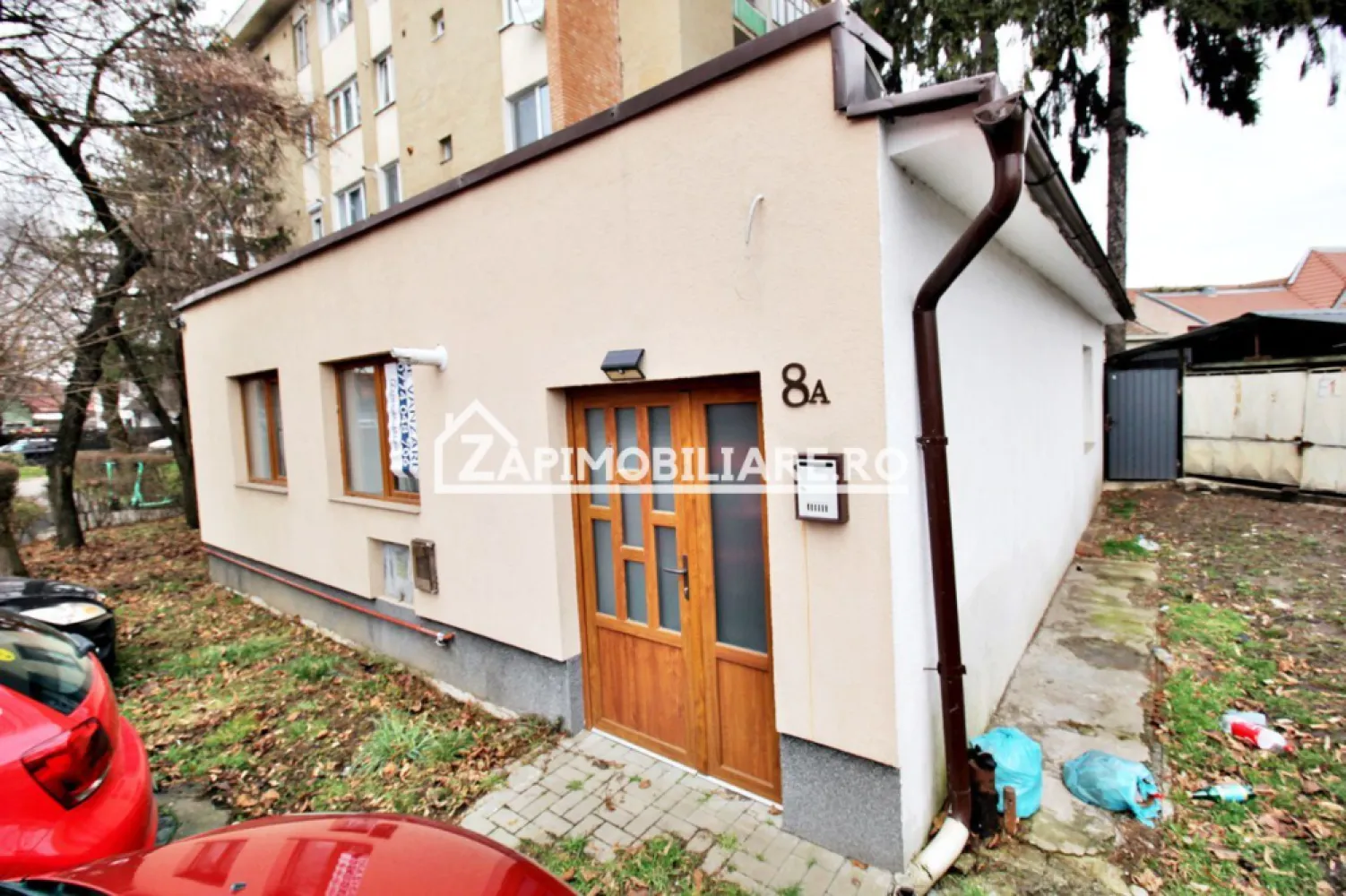 2 apartamente cu 1 cameră ,90 mp,semicentral,zona Nova Vita