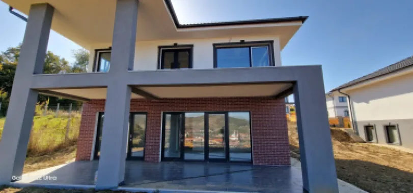 Casa 4 camere,120mp,504mp și 900 mp teren, 0%comision