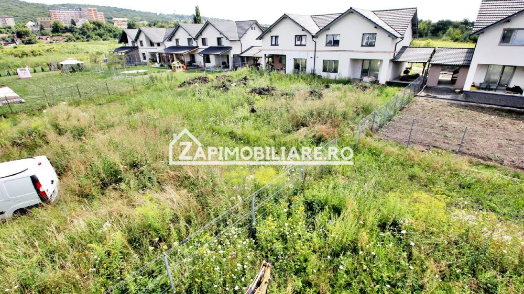 Teren 713mp.cu proiect si autorizatie de constructie Duplex - De vanzare 713 mp teren intravilan cu autorizatie de constructie Duplex,proiect si toate utilitățile în fata terenului ,aproape de Spitalul nou de Oncologie
Terenul de 713 mp.se vinde cu proiect si autorizatie de constructie Duplex la prețul de 126.000 Euro Comisionul este ZERO!
Contact 0774048706 Bogdan
Dacă vă place această ofertă - sau pentru alte informații sunați la numărul de contact din anunț! 0774048706 Bogdan
Compania Zap Imobiliare vă pune la dispoziție toate informațiile, actele și documentele necesare alături de asistență și consiliere permanentă până la finalizarea achiziției imobiliare. Ne dorim să îți oferim cea mai plăcută experiență, îndeplinim vise cu pereți!