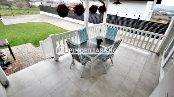 Casa 4 camere, 2 băi,141 mp,555 mp teren,cartier Răsăritului