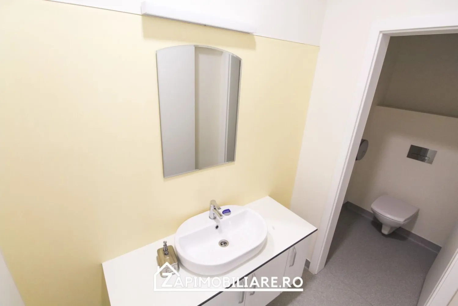 5 Birouri 146 mp - Cladirea Multinvest