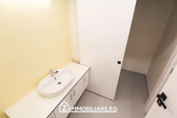 5 Birouri 146 mp - Cladirea Multinvest