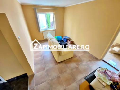 Ungheni - Casa 5 camere, 240mp, teren 1390mp,