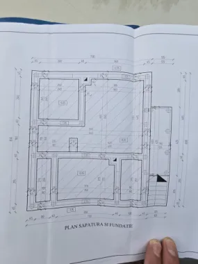 Teren Intravilan,5.000mp cu utilităti si proiect casă 12e mp