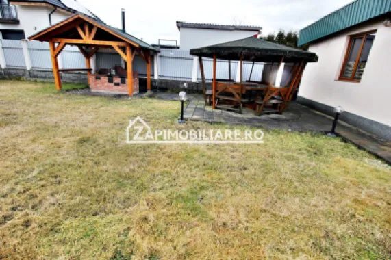 Casa+spatiu comercial cu trifazic,434 mp, 750 mp teren,