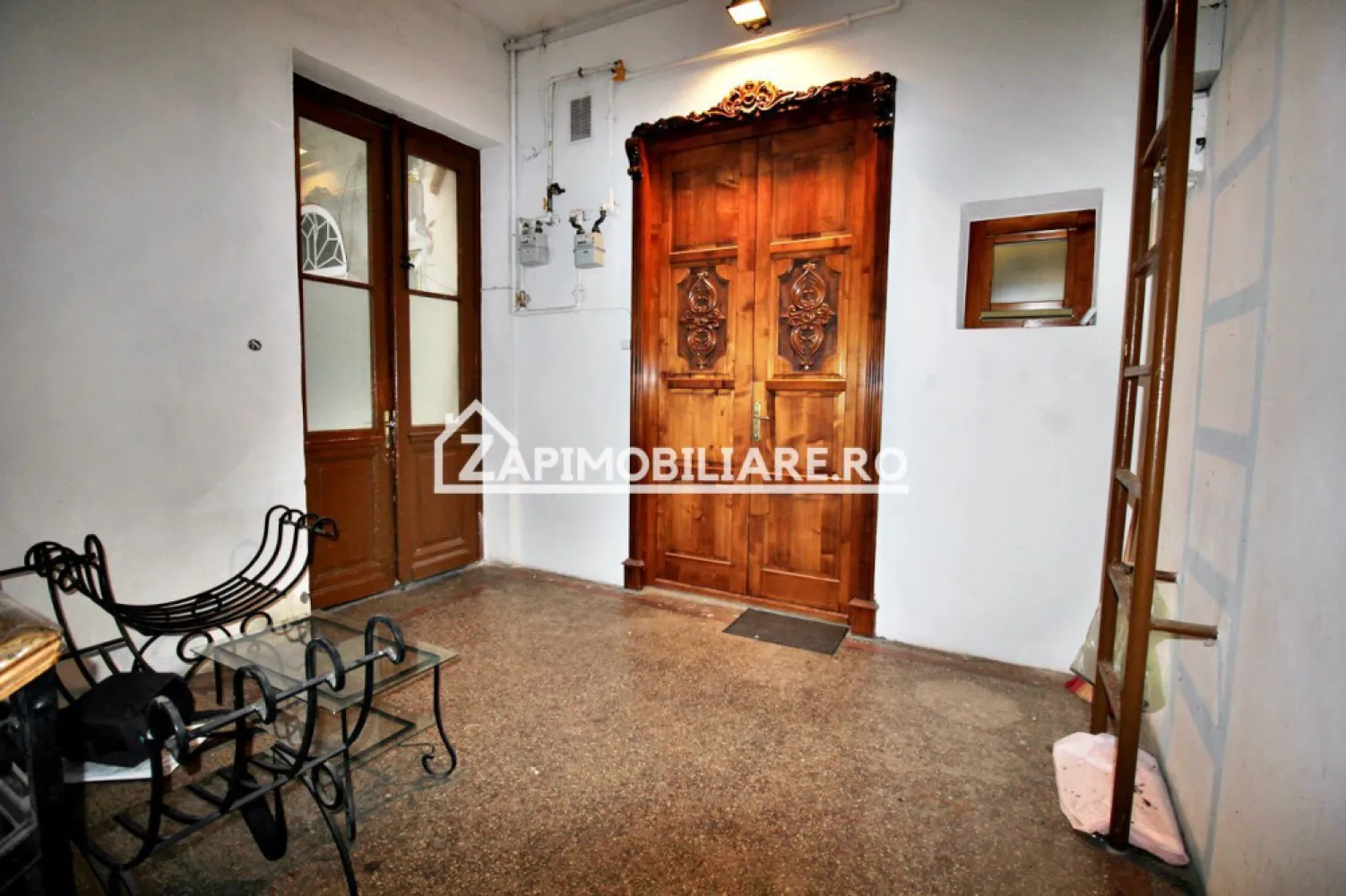 Spatiu de birou 2 camere ,1 baie, zona Centrală