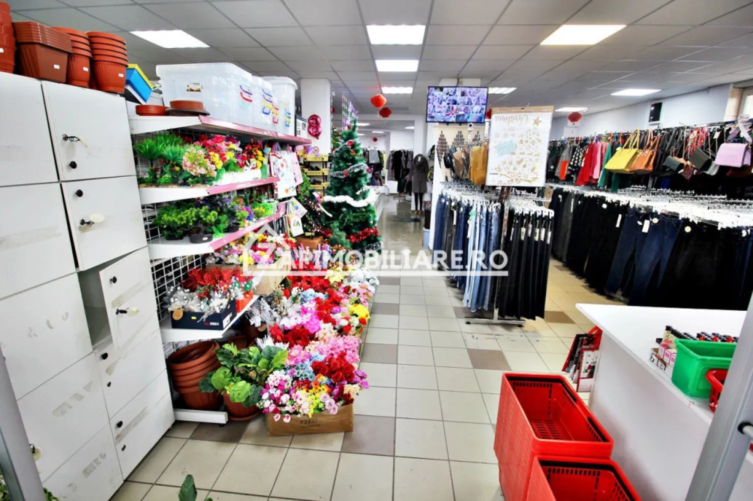 Spatiu comercial 300mp utili+parcari zona Gara Mică 5 eur mp