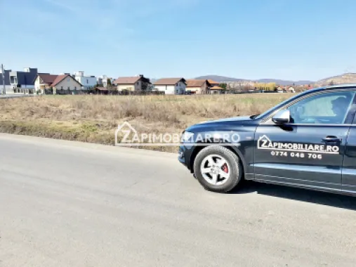Teren 27.000 mp.deschidere la 2 drumuri ,75 euro mp.