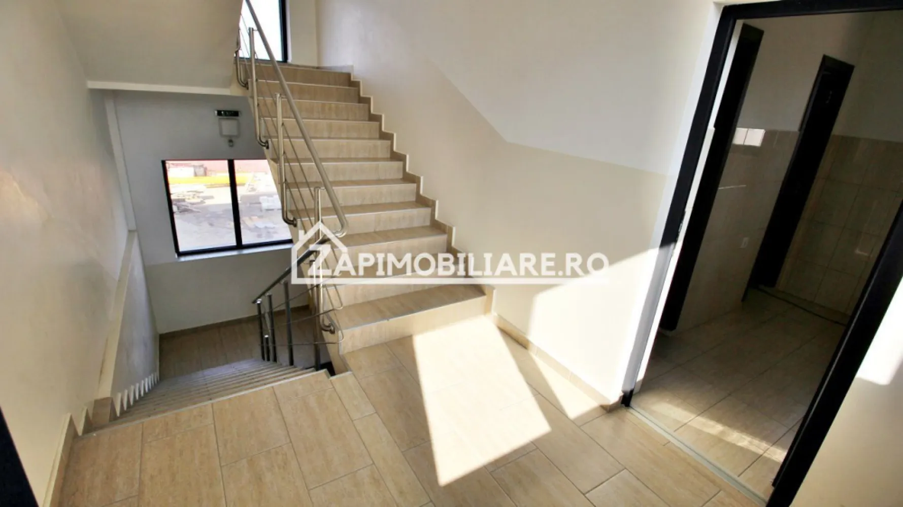 Birou 40 mp .parcare si utilităti incluse in pret - De închiriat 1 birou cu o suprafața utila de 35 mp,. compartimentat in 2 birouri + arhivă la prețul de 250 euro + tva ,zona Budiului oferit de Zap Imobiliare
Disponibile si hale cu suprafete de 100 mp , 200 mp, 400 mp
Disponibil birou 100 mp la prețul de 500 euro.
contact 0774048706 Bogdan
--------------------------------------------------------------------------------------------------------------------------------
Comisionul perceput este de 50% din valoarea primei chirii.Și se percepe o singură dată!
Acest anunț nu corespunde cerințelor tale? Sună la numărul afișat în anunț și unul dintre agenții noștri te va ajuta cu alte oferte personalizate în funcție de cerințele tale.