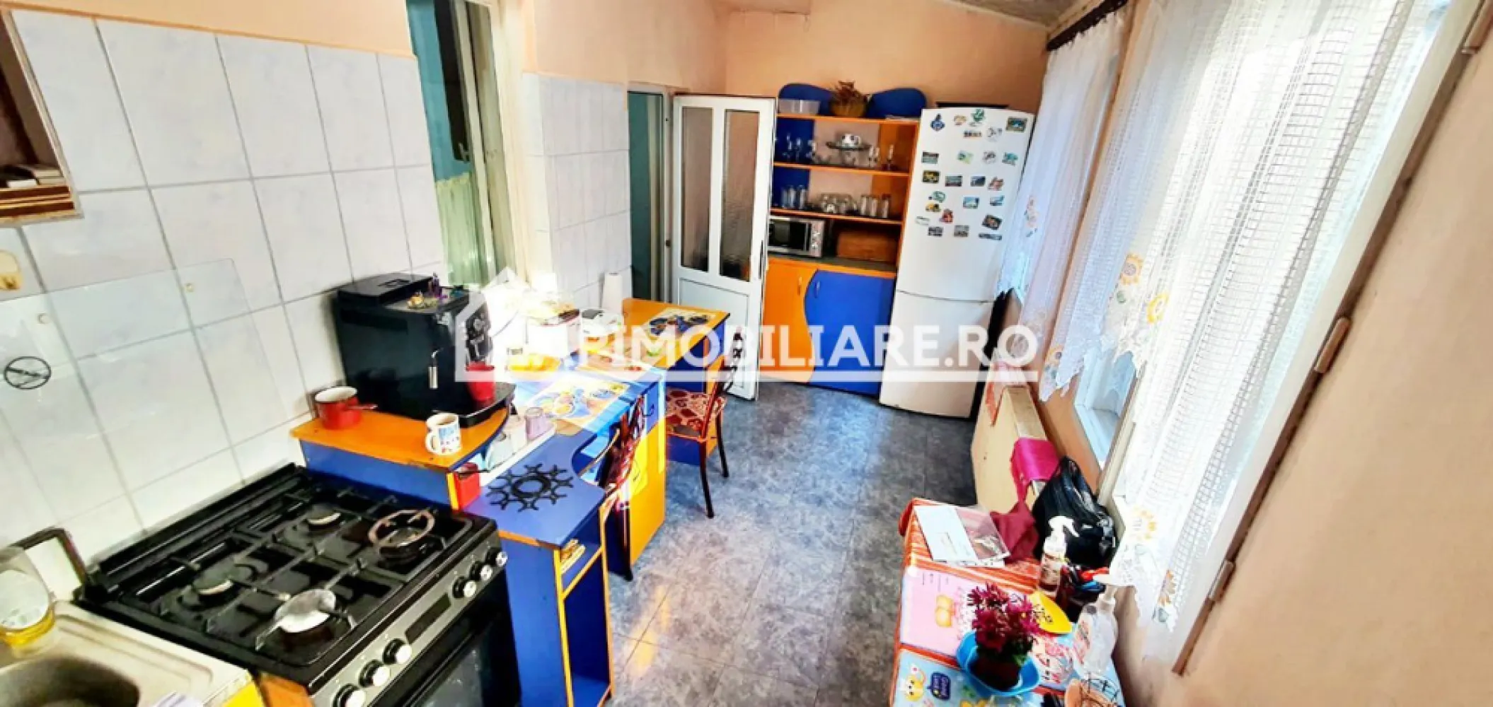 Casa singur in curte - Mureseni