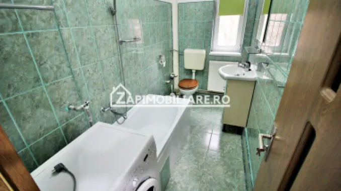 Apartament 2 camere, 1 pivniță, 55 mp,et 1,aproape de Centru