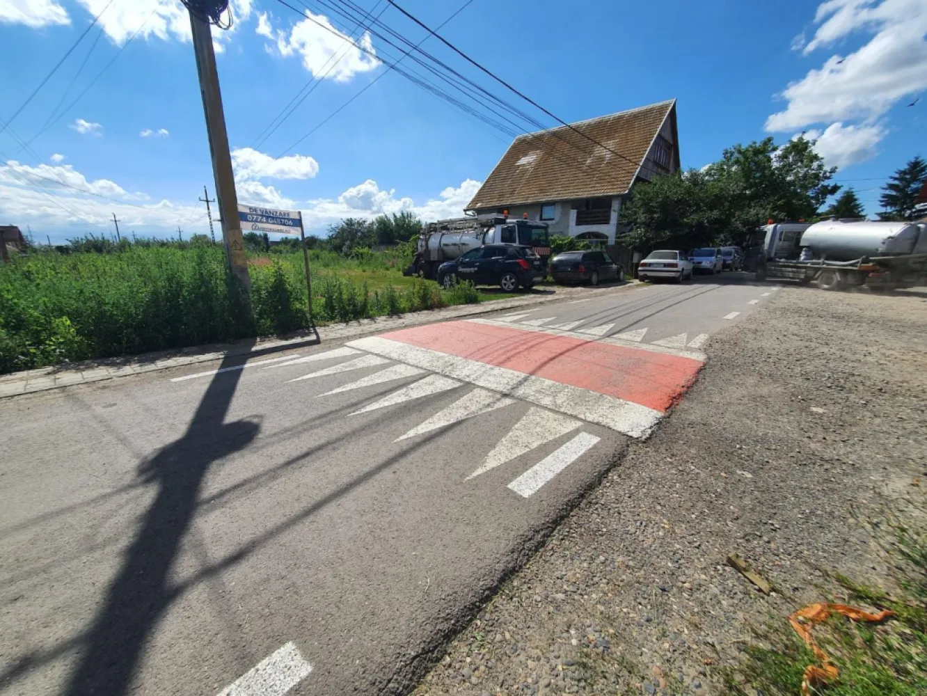 Teren2.600 mp,36 euro mp.la sosea cu toate utilitatile - De vânzare 2600 mp. teren intravilan în Cristesti . Preț. 36 euro mp. Zonă foarte frumoasă, ideal pentru Casă,bloc, hală,Dacă vă place această ofertă - sau pentru alte informații sunați la numărul de contact din anunț! tel. 0774048706.Bogdan
Compania Zap Imobiliare vă pune la dispoziție toate informațiile, actele și documentele necesare alături de asistență și consiliere permanentă până la finalizarea achiziției imobiliare. Ne dorim să îți oferim cea mai plăcută experiență.