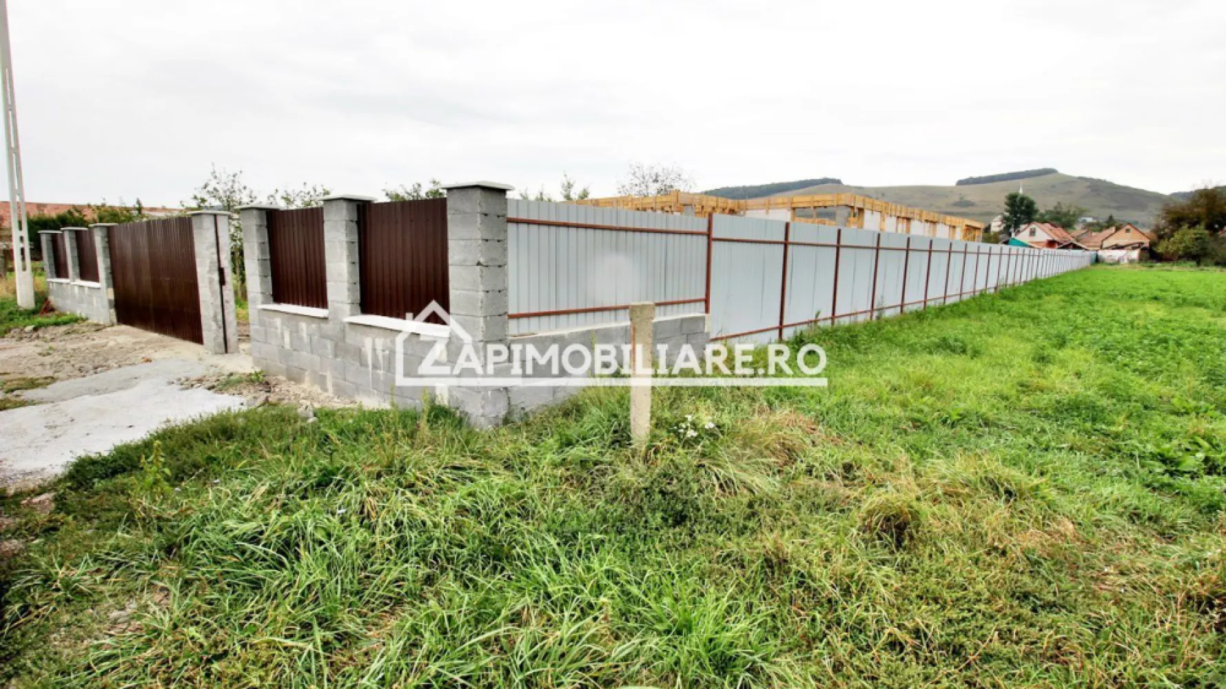 Casa 5 camere pe 1 nivel cu garaj si gard 176mp,1400mp teren