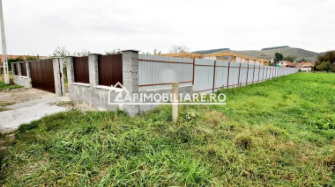 Casa 5 camere pe 1 nivel cu garaj si gard 176mp,1400mp teren