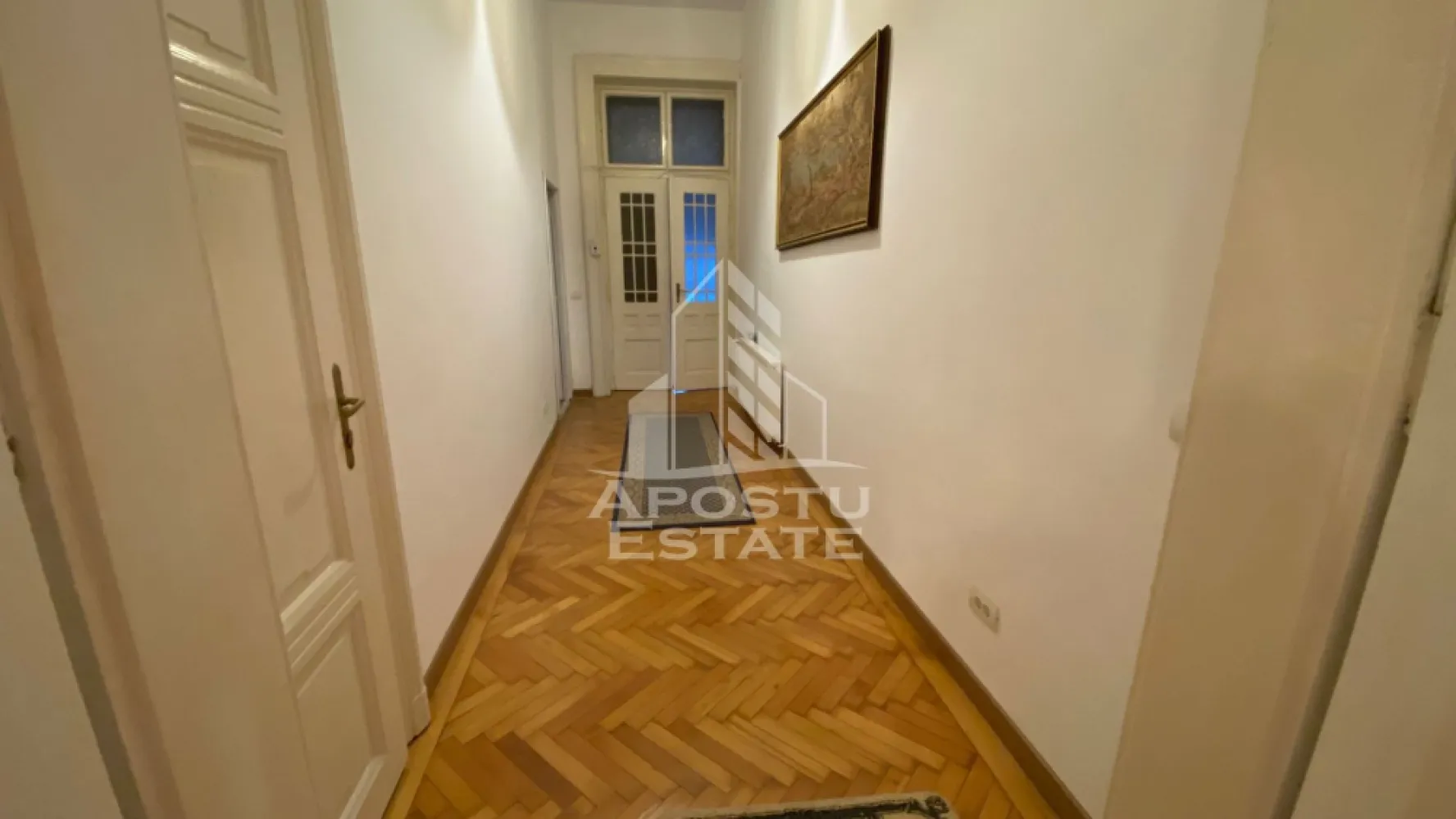 Spatiu de birouri, 196 mp, de inchiriat,zona Maria - APOSTU ESTATE va propune spre inchirat spatiu birouri 196 mp - zona Maria Timisoara.

Spaţiu cu o suprafaţă utilă de 196 mp, – perfect pentru birouri.

Amplasament excelent – zona Centrala, cu acces facil şi posibilitate de parcare în imediata apropiere.
Compartimentare funcţională:
4 camere pentru birouri
2 grupuri sanitare

Beneficii:
Locaţie centrală, uşor accesibilă.

Programeaza o vizionare!
Pret chirie: 1000€ + garantie 1000€
ID intern: CP2864099!