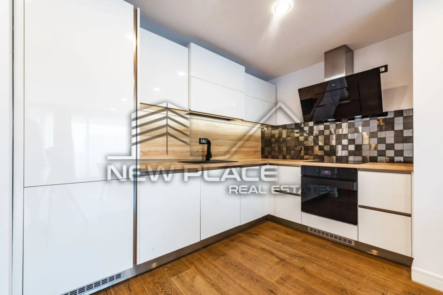 Cortina Residence | Exclusivitate [+21% TVA] Mobila Rovere | LUX