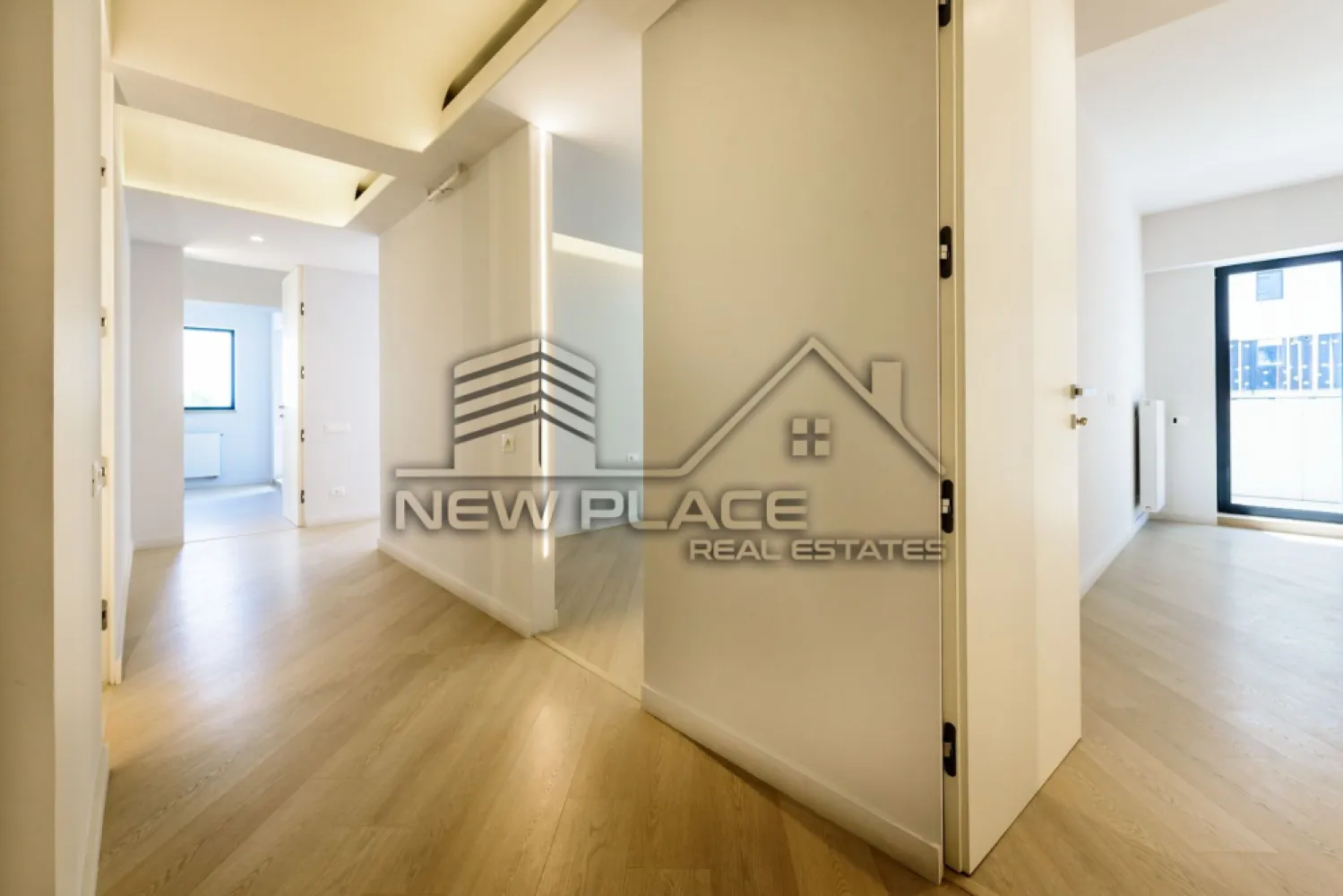 CORTINA NORTH | Model 3B | Vedere Libera | Cesiune de contract | Lux - New Place Real Estate Company va propune spre vanzare un apartament situat intr-un complex rezidential exclusivist din zona Aviatiei-Pipera si anume CORTINA NORTH. Cu o amplasare de exceptie in Nordul capitalei, acest ansamblu este unul grandios, cu caracteristici unice imbinate pentru un stil de viata complet, confortabil si activ!

Apartamentul este situat la Etajul 8 si are o suprafata construita de 96,33 mp si suprafata utila totala de 76.80 mp, are vederea libera (orientare spre Vest), fiind compus din living cu bucatarie open space, dormitor matrimonial cu baie proprie, dormitor secundar, baie de serviciu, hol si balcon.

Forma de transfer este cesiunea de contract, iar pretul apartamentului este 115,600 Eur + 5% TVA plus 95,000 Eur pentru cesiune.

Separat se poate achizitiona si un loc de parcare subteran la pretul de 20,000 Eur + TVA.

Ansamblul Cortina North completeaza stilul de viata activ, sanatos si securizat cu o gama variata de facilitati: centru fitness, bazin de inot, peste 1,5 km pista de alergare, calitatea aerului data de peste 10,000 mp de spatii verzi, galerii comerciale dedicate, parcari private subterane si supraterane si acces controlat.

FINISAJE:
- Fatada ventilata;
- Tamplarie PVC Schuco cu geam tripan termoizolant;
- Ceramica Porcelanosa;
- Obiecte sanitare Daniel Rubinetterie;
- Parchet calitate superioara;
- Usi de intrare securizate Pinum;
- Usi interioare Filomuro.

DOTARI:
- Centrala termica Ariston individuala cu gaz;
- Aer conditionat tip multisplit – Daikin;
- Videointerfon;
- Utilitati „ready to use” (racorduri individuale la gaze, curent electric, apa curenta);
- Aparatura electrica si cablaje pregatite pentru conexiunea TV si internet;
- Ascensoare – Cate doua pe fiecare tronson.

Apartamentul se ofera spre vanzare nemobilat.

Pentru mai multe detalii sau oferte similare, nu ezitati sa ne contactati.

Aceasta oferta apartine New Place Real Estate Company.