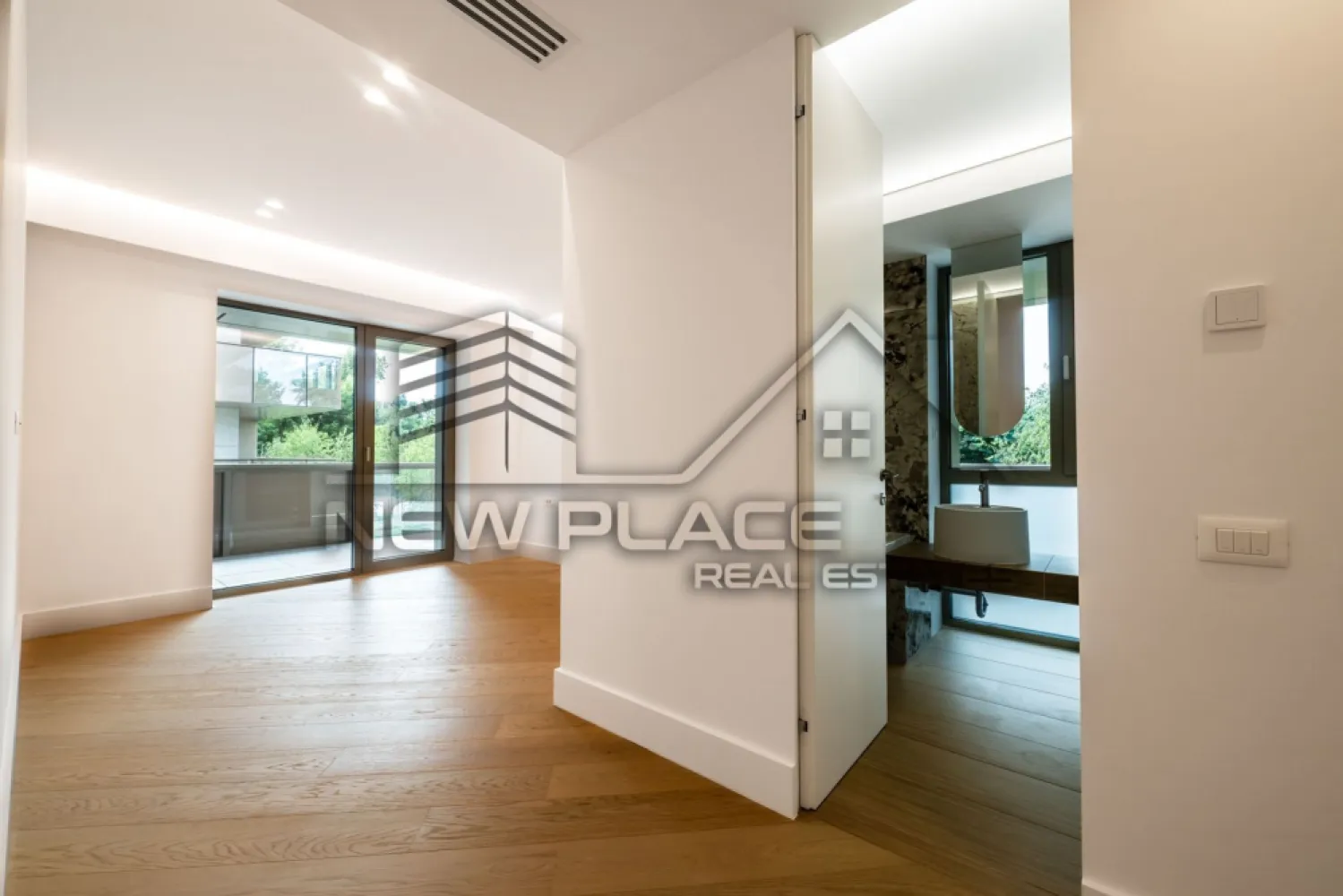 IANCU NICOLAE | Apt exclusivist [+21% TVA] Terasa de 39.7 | Lux