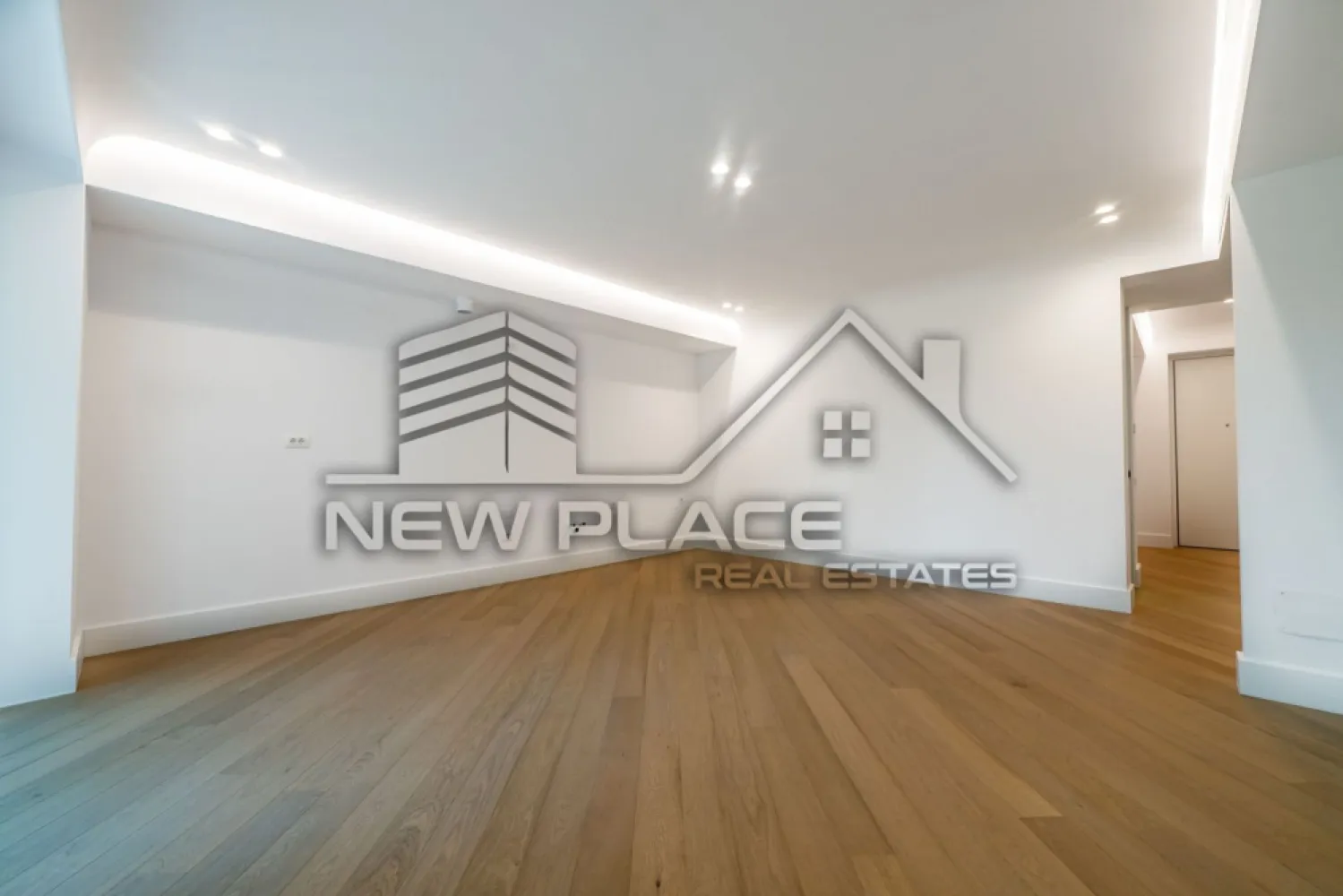 IANCU NICOLAE| Apt exclusivist [+21% TVA] Terasa 23.5 | Ultra Lux - New Place Real Estate Company va propune spre vanzare un apartament exclusivist situat intr un complex rezidential premium, localizat in zona de Nord a capitalei - Iancu Nicolae.

Apartamentul este situat la Etajul 2, are o suprafata construita de 122.10 mp si o suprafata utila totala de 103.10 mp, fiind compus din: living cu bucatarie si dining de 29.60 mp, dormitor matrimonial de 17.90 mp cu baie proprie de 3.70 mp, dormitor secundar de 13.50 mp, baie de serviciu de 6.20 mp, hol de 8.70 mp si o terasa de 23.50 mp.

Ansamblul rezidential din care face parte apartamentul propune un concept de locuire exclusivist caracterizat prin finisaje si dotari high-end adaptate trendurilor pietei imobiliare din marile capitale ale lumii.

Conceptul de modern living inseamna sa te bucuri cat mai mult de timpul tau liber. Iar acest lucru incepe acasa. Pentru aceasta viziune ansamblul ia in calcul fiecare parametru al unui stil de viata exclusivist, de la finisajele si dotarile high-end pana la locatie si arhitectura.

Finisaje și dotari
- Fatada ventilata cu placi ceramice Florim
- Tamplarie din aluminiu Schuco cu geam tripan
- Climatizare LG cu control individual a temperaturii
- Usi de acces cu sistem de siguranta
- Control acces cu sistem videointerfon
- Usi interioare tip Filomuro
- Parchet din lemn cu incalzire in pardoseala
- Placari ceramice Florim
- Obiecte sanitare Daniel Rubinetterie
- Incalzire centralizata cu contorizare individuala
- Parcare subterana pe 3 niveluri
- Gradini si spatii verzi

Pentru mai multe detalii sau oferte similare, nu ezitati sa ne contactati.

Aceasta oferta apartine New Place Real Estate Company.
