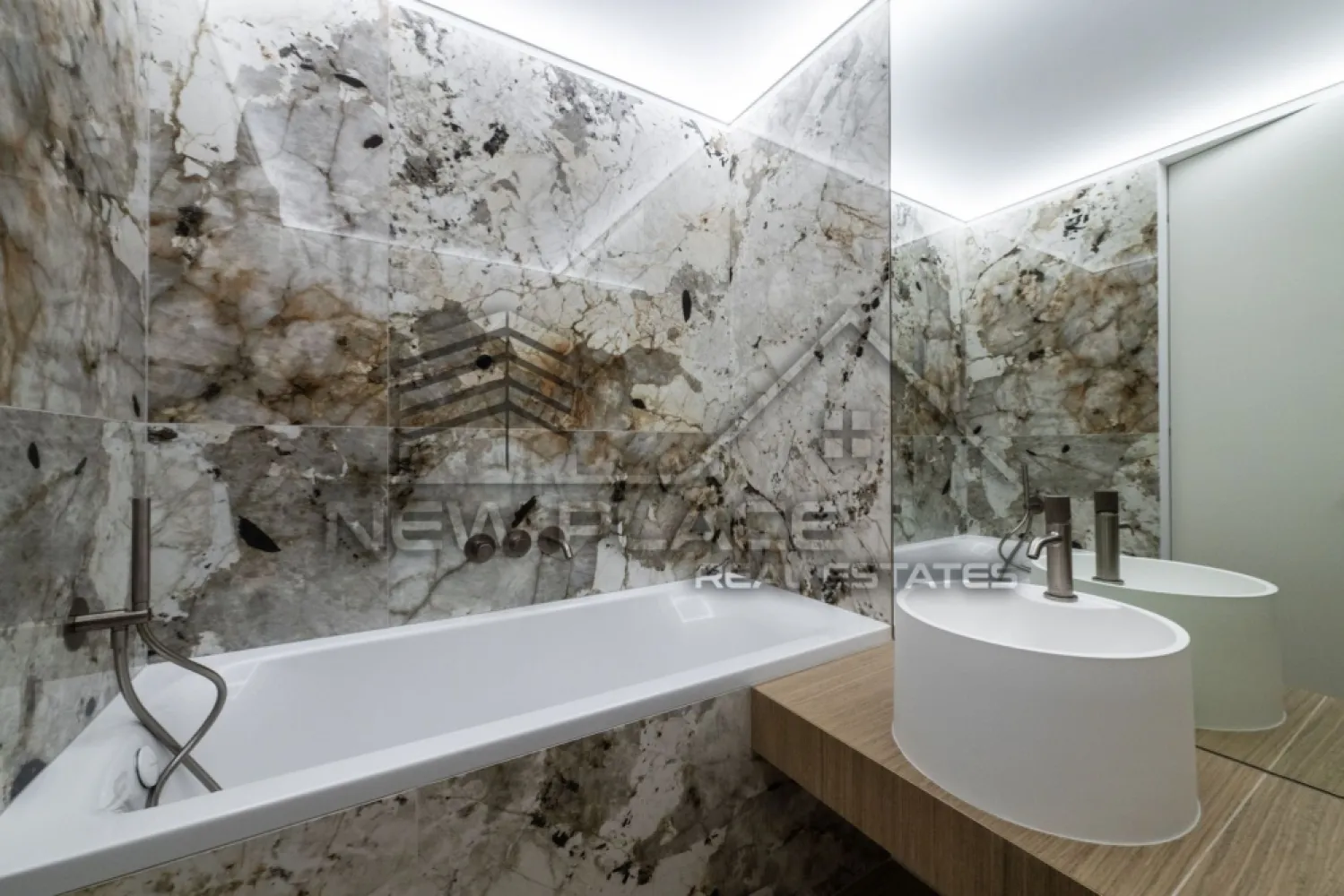 IANCU NICOLAE| Apt exclusivist [+21% TVA] Terasa 23.5 | Ultra Lux