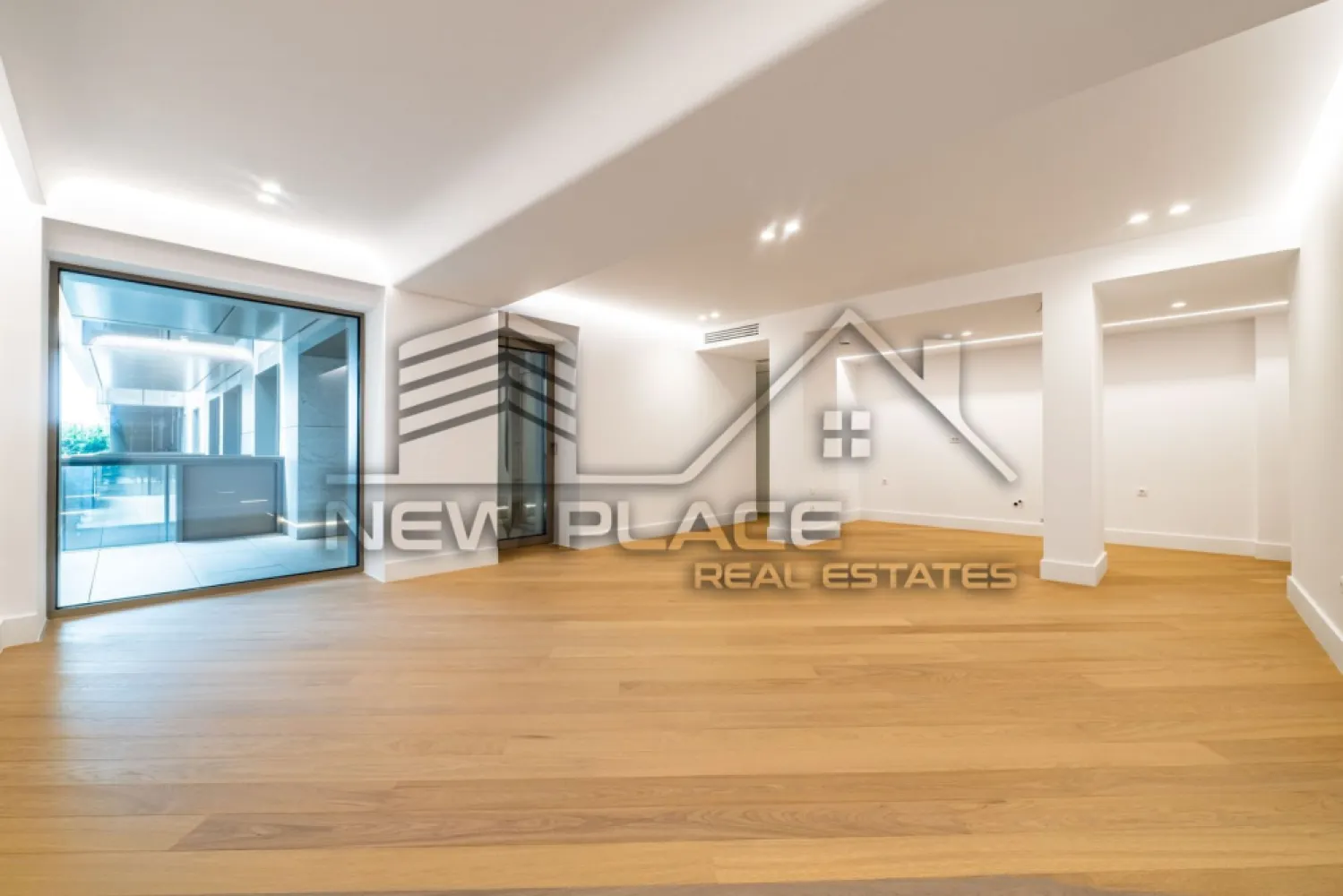 IANCU NICOLAE|Apt exclusivist [+21% TVA] Terasa 11.9 | 2 bai | Lux - New Place Real Estate Company va propune spre vanzare un apartament exclusivist situat intr un complex rezidential premium, localizat in zona de Nord a capitalei - Iancu Nicolae.

Apartamentul este situat la Etajul 2, are o suprafata construita de 96.90 mp si o suprafata utila totala de 83.40 mp, fiind compus din: living cu bucatarie si dining de 45.60 mp, dormitor de 12.10 mp, o baie de 4.80 mp, un grup sanitar de 3.10 mp, o zona de depozitare de 5.90 mp si un balcon de 11.90 mp.

Ansamblul rezidential din care face parte apartamentul propune un concept de locuire exclusivist caracterizat prin finisaje si dotari high-end adaptate trendurilor pietei imobiliare din marile capitale ale lumii.

Conceptul de modern living inseamna sa te bucuri cat mai mult de timpul tau liber. Iar acest lucru incepe acasa. Pentru aceasta viziune ansamblul ia in calcul fiecare parametru al unui stil de viata exclusivist, de la finisajele si dotarile high-end pana la locatie si arhitectura.

Finisaje și dotari
- Fatada ventilata cu placi ceramice Florim
- Tamplarie din aluminiu Schuco cu geam tripan
- Climatizare LG cu control individual a temperaturii
- Usi de acces cu sistem de siguranta
- Control acces cu sistem videointerfon
- Usi interioare tip Filomuro
- Parchet din lemn cu incalzire in pardoseala
- Placari ceramice Florim
- Obiecte sanitare Daniel Rubinetterie
- Incalzire centralizata cu contorizare individuala
- Parcare subterana pe 3 niveluri
- Gradini si spatii verzi

Pentru mai multe detalii sau oferte similare, nu ezitati sa ne contactati.

Aceasta oferta apartine New Place Real Estate Company.