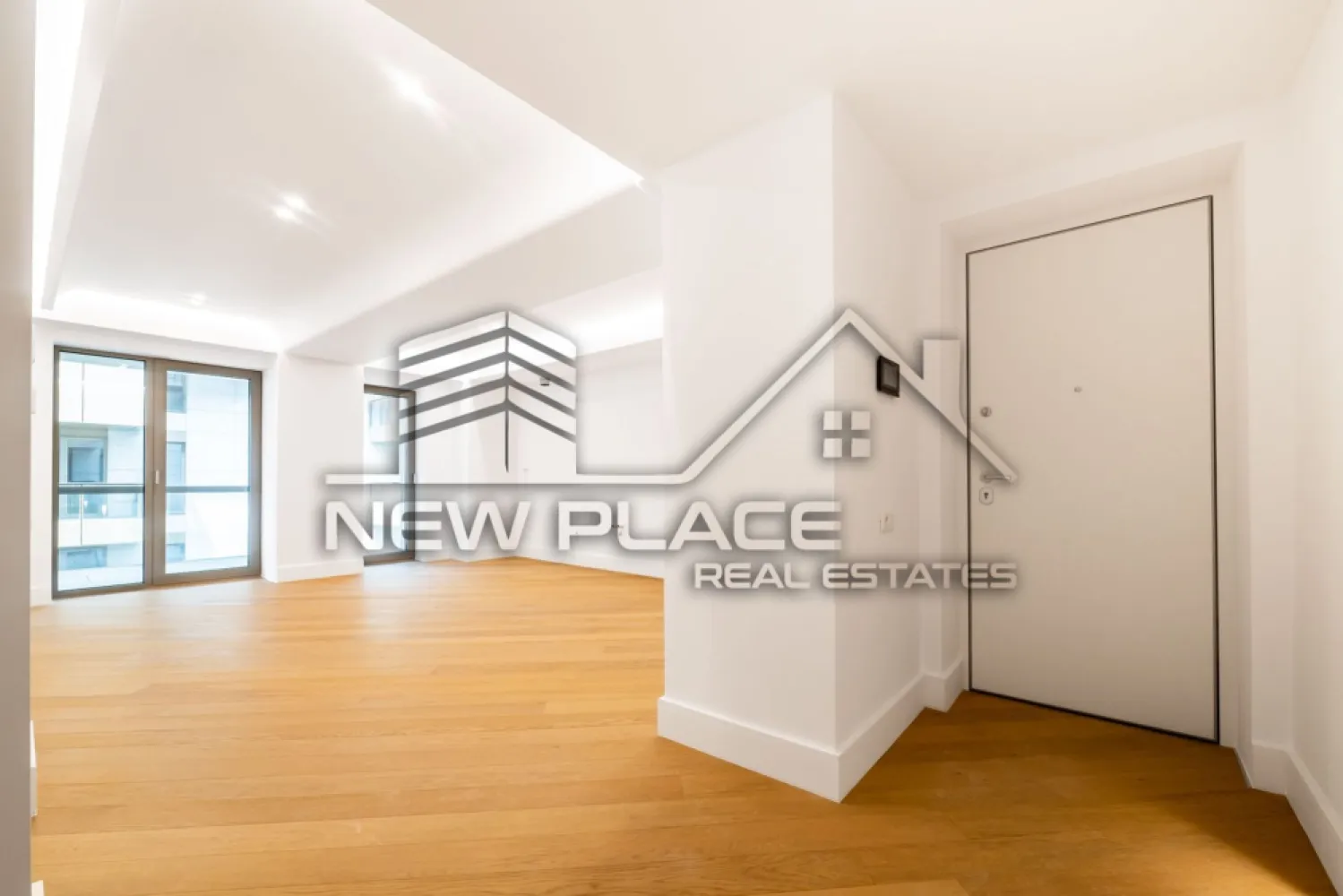 IANCU NICOLAE | Apt exclusivist [+21% TVA] Terasa 12.6 | Ultra Lux - New Place Real Estate Company va propune spre vanzare un apartament exclusivist situat intr un complex rezidential premium, localizat in zona de Nord a capitalei - Iancu Nicolae.

Apartamentul este situat la Etajul 4, are o suprafata construita de 107.30 mp si o suprafata utila totala de 88.50 mp, fiind compus din: living cu bucatarie si dining de 26.10 mp, dormitor matrimonial de 17.70 mp cu baie proprie de 5.20 mp, dormitor secundar de 12.90 mp, baie de serviciu de 4.00 mp, un hol de 5.80 mp si inca unul de 4.20 mp, precum si o terasa de 12.60 mp.

Ansamblul rezidential din care face parte apartamentul propune un concept de locuire exclusivist caracterizat prin finisaje si dotari high-end adaptate trendurilor pietei imobiliare din marile capitale ale lumii.

Conceptul de modern living inseamna sa te bucuri cat mai mult de timpul tau liber. Iar acest lucru incepe acasa. Pentru aceasta viziune ansamblul ia in calcul fiecare parametru al unui stil de viata exclusivist, de la finisajele si dotarile high-end pana la locatie si arhitectura.

Finisaje și dotari
- Fatada ventilata cu placi ceramice Florim
- Tamplarie din aluminiu Schuco cu geam tripan
- Climatizare LG cu control individual a temperaturii
- Usi de acces cu sistem de siguranta
- Control acces cu sistem videointerfon
- Usi interioare tip Filomuro
- Parchet din lemn cu incalzire in pardoseala
- Placari ceramice Florim
- Obiecte sanitare Daniel Rubinetterie
- Incalzire centralizata cu contorizare individuala
- Parcare subterana pe 3 niveluri
- Gradini si spatii verzi

Pentru mai multe detalii sau oferte similare, nu ezitati sa ne contactati.

Aceasta oferta apartine New Place Real Estate Company.
