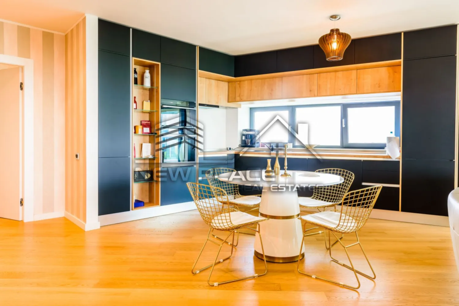 Aviatiei Tower | Vedere libera | Terase 40 mp [+21% TVA] Lux - New Place Real Estate Company va propune spre vanzare un apartament unicat de 3 camere, disponibil la etajul 10, situat in Ansamblul Rezidential Aviatiei Tower by Radacini, un complex rezidential premium, localizat vis-a-vis de Mall-ul Promenada, langa hotelul Marriott Courtyard.

Suprafata utila totala a apartamentului este de 144.12 mp, suprafata construita este 173.19 mp si este compus din living spatios de 30.55 mp, o bucatarie open space de 11.33 mp, un dormitor de 15.23 mp si unul de 11.79 mp, 2 zone de dresing de 4.65 mp si 5.27 mp, o baie de 6.39 mp si una de 3.50 mp, un hol de acces de 15.54 mp si 2 terase superbe, una de 20.11 mp si cealalalta de 14.61 mp. 

Separat se poate achizitiona si un loc de parcare situat la subteranul ansamblului la pretul de 20,000 Eur + TVA.

Aflat intre Calea Floreasca, Barbu Vacarescu si Herastrau, zona beneficiaza de cele mai mari investitii imobiliare din Romania: extinderea Mall-ului Promenada, extinderea Str. Fabrica de Glucoza, urmata de Str. Dimitrie Pompeiu.

Datorita acestor avantaje de localizare, impreuna cu nivelul inalt calitativ al materialelor, dotarilor si finisajelor, Ansamblul Rezidential Aviatiei Tower by Radacini a fost catalogata in Anul 2019 cu distinctia "Prime Property - 1st Investors Choice".

Materialele premium folosite si atentia la cele mai mici detalii fac din aceste apartamente unele cu mult peste ce se gaseste in piata la ora actuala. De la incalzirea in pardoseala cu sistem de reglaj individual in fiecare camera, pana la video interfon, totul se poate monitoriza de pe telefon.

Materialele de calitate superioara, finisajele atent selectate si executate, totul va va oferi eleganta in cautarea careia v-ati aflat mereu:
* Parchet triplu stratificat, de inalta calitate;
* Produse sanitare premium marca Vitra;
* Placi ceramice marca Porcelanosa.
* Tamplarie exterioara Shuco aluminiu cu sticlă Low E și 4 Seasons;
* Fatada ventilata ceramica;
* Sisteme de reglaj a temperaturii in fiecare camera;
* Vata minerala pentru un plus de izolare termica si acustica;
* Sisteme de aer conditionat multisplit;
* Ascensoare Schindler pentru 9 pasageri.

Paza si supraveghere video 24/7.

Pentru mai multe detalii sau oferte similare, nu ezitati sa ne contactati.

Aceasta oferta apartine New Place Real Estate Company.