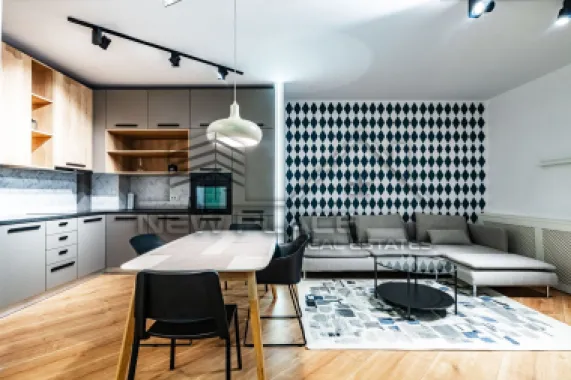 [VIDEO] 4City North | Apt exclusivist | Vedere curtea interioara | Lux