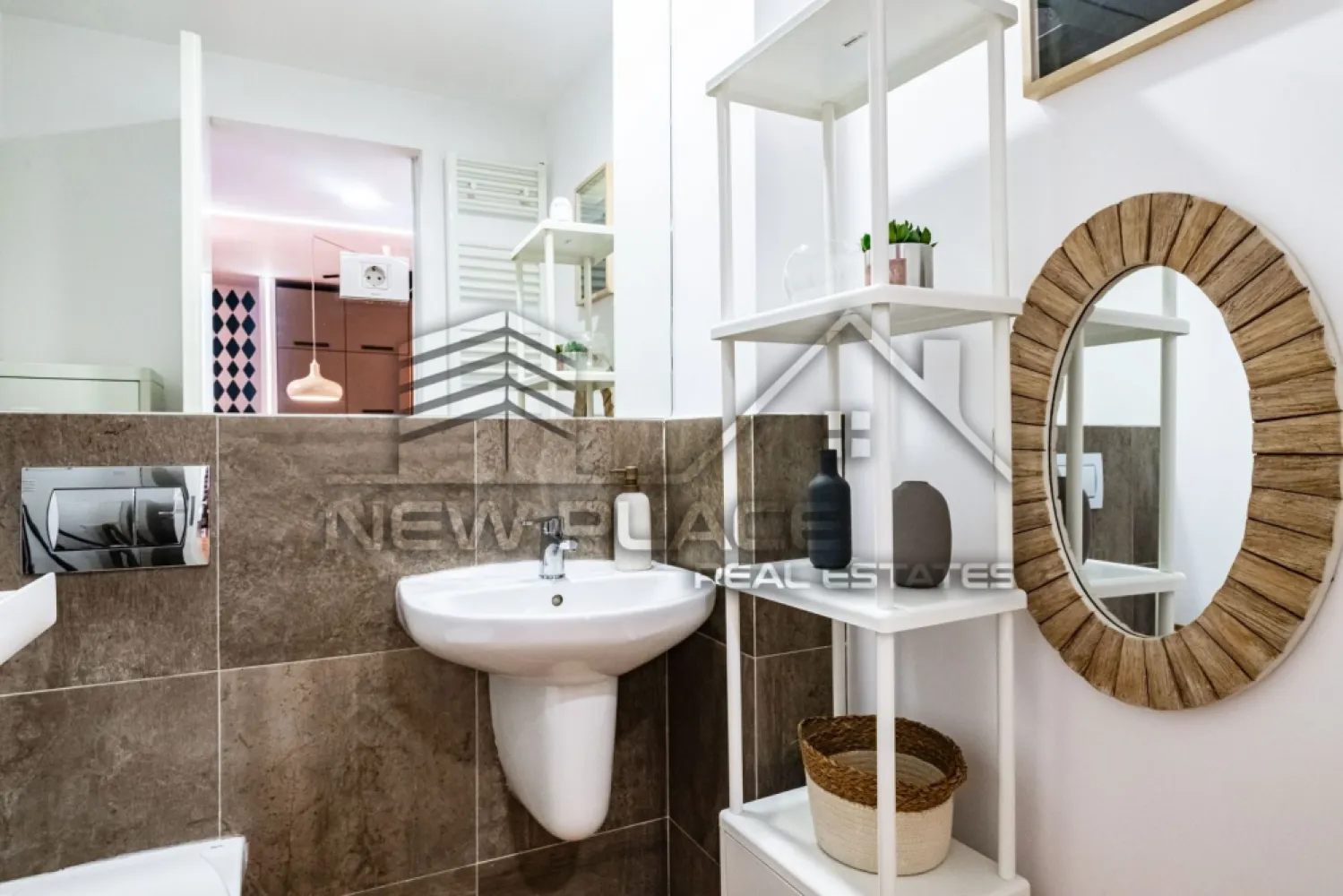 [VIDEO] 4City North | Apt exclusivist | Vedere curtea interioara | Lux