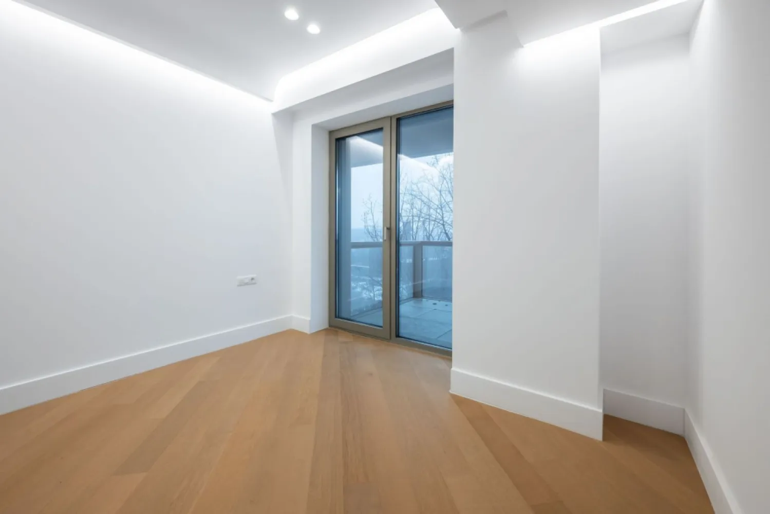 CORTINA 126 | Vedere libera | 2,900 Eur/mpc [+21% TVA] ULTRALUX