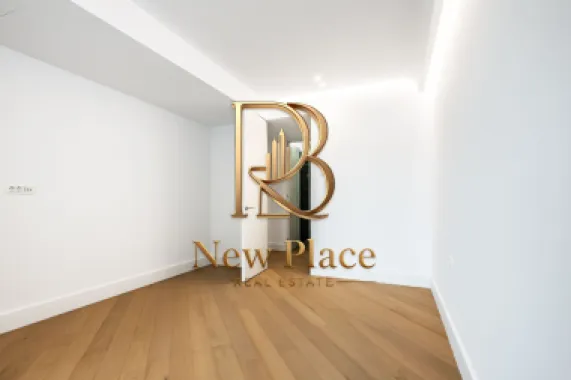 IANCU NICOLAE | 2,500 Eur/mpc [+21% TVA] Ultra Lux | Terasa de 25.3 mp