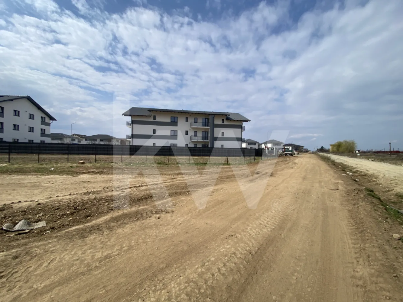 Teren pentru casa individuala in Selimbar - acces auto S+P+1E+ER 331mp