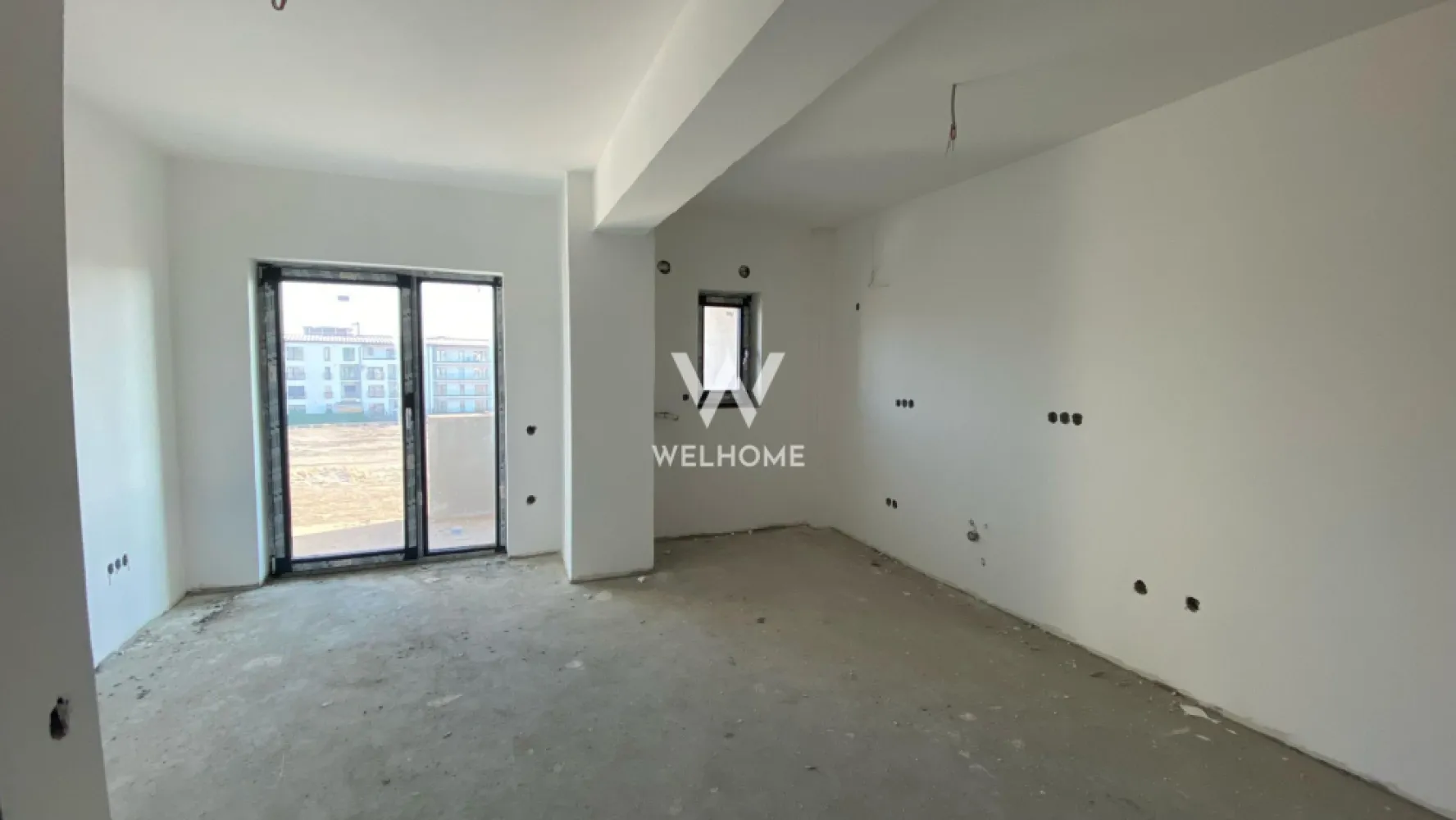 Apartament cu 2 camere si avans doar 5% - zona Doamna Stanca - Sibiu - Proiect nou in faza de constructie
Primele preturi listate
Dezvoltator cu o experienta de 15 ani pe piata
Loc de parcare suprateran (optional subteran) si spatiu depozitare pentru fiecare apartament inclus in pret
Termen receptie: 2028
Locatie: Zona Shopping City Sibiu

Apartament 2 camere cu predare La Alb (optional La Cheie).
Compartimentare: hol, dormitor, living cu bucatarie, baie cu geam, balcon, spatiu pentru depozitare

Alte puncte forte:
*Bloc modern D+P+6
*Incalzire in pardoseala
*Lift pentru 6 persoane
*Parcari pentru vizitatori
*Zona comerciala si de interes
*Spatiu amenajat pentru biciclete
*Vedere panoramica

Pret: 
*pentru etaj: parter - et.3, 88 000 Euro TVA Inclus predare la stadiu interior La Alb. 
*pentru etaj: 4 - 6, 78 000 Euro TVA Inclus predare la stadiu interior La Alb. 
Optional pentru finisaje de interior +3000euro.