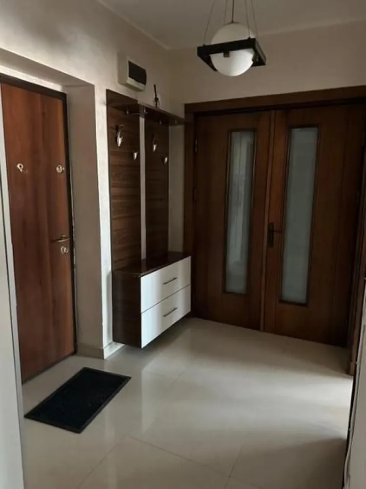 De inchiriat apartament 2 camere, 70 mp, T-uri, strada Tecuci
