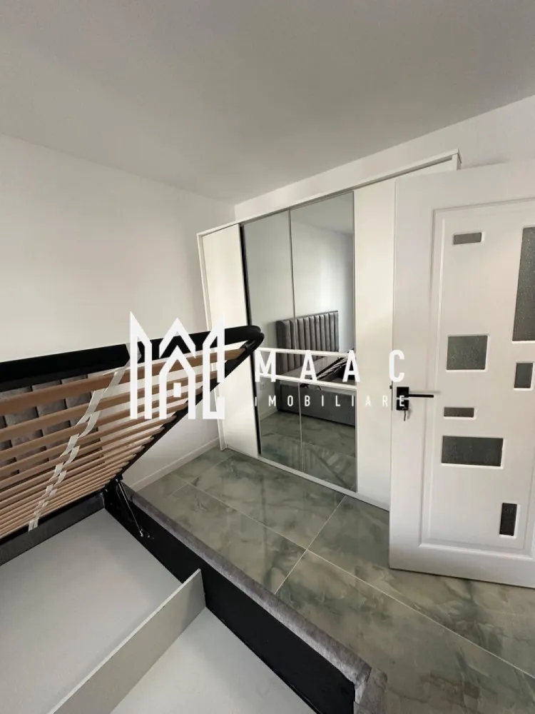 Apartament 2 Camere | 40 MPU | Etaj 2 | Selimbar - MAAC Imobiliare vă propune spre vânzare un apartament, situat într-un imobil nou, finalizat în anul 2024.

Caracteristici principale
Suprafață utilă: 40 mp
Etaj: 2 din 2 + mansardă
Construcție nouă, finalizată în 2024
Complet mobilat și utilat
Disponibil pentru predare imediată

Compartimentare și dotări
Living
Dormitor
Bucătărie complet mobilată și utilată
Baie 
Mobilier și electrocasnice incluse în preț

Avantaje și beneficii
Se vinde exact ca în fotografii
Posibilitatea preluării chiriașului existent, pentru continuitatea randamentului investițional

Localizare și potențial
Amplasat într-o zonă cu acces facil către punctele de interes ale orașului, apartamentul oferă confort, funcționalitate și o investiție sigură într-un imobil nou..

Pentru mai multe detalii și programarea unei vizionări, vă rugăm să contactați echipa MAAC Imobiliare și să menționați ID-ul proprietății: CP3130816.