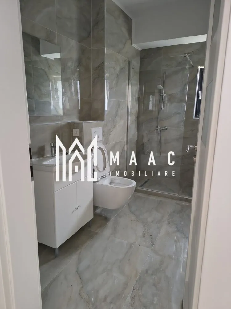 Apartament 2 camere | Decomandat | Etaj 1 | D. Stanca - MAAC Imobiliare vă propune spre închiriere un apartament cu 2 camere, aflat la prima închiriere, situat pe strada Doamna Stanca, într-o zonă apreciată pentru accesibilitate și facilitățile din apropiere.

Locuința este decomandată, amplasată la etajul 1 și dispune de o suprafață utilă de 52 mp, la care se adaugă un balcon generos, ideal pentru momentele de relaxare.

Compartimentare:

Living
Dormitor
Bucătărie
Baie
Hol
Balcon

Apartamentul se închiriază nemobilat, oferind viitorilor chiriași libertatea de a-și amenaja spațiul după propriile preferințe. Beneficiază de loc de parcare inclus și este pet friendly, fiind potrivit pentru persoanele care dețin animale de companie.

Avantaje:
Prima închiriere
Compartimentare decomandată
Etaj 1
Balcon
Loc de parcare inclus
Pet friendly
Se închiriază nemobilat
Ideal pentru rezidență pe termen lung

Se caută chiriași serioși, interesați de o chirie pe termen lung.

Pentru mai multe informații sau pentru programarea unei vizionări, contactați echipa MAAC Imobiliare.
ID: CP3165282.