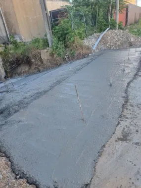 Drumul intre Tarlale spatiu 700 mp