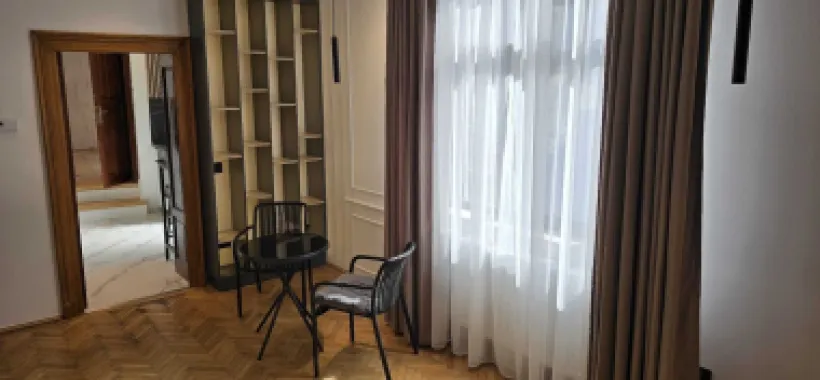 Inchiriez 2 camere, zona Vasile Lascar - Dacia