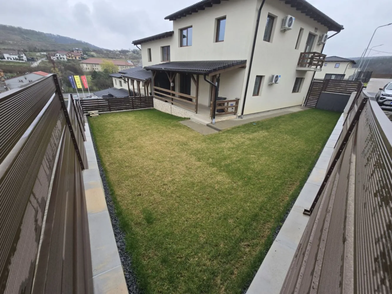 Casa Lux 4 camere, 3 băi, 112mp, 282 mp teren, 0% comision