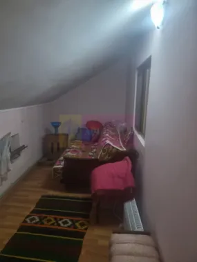 ISLAZ / IF - CASA P+1 (7 CAM) DE VANZARE