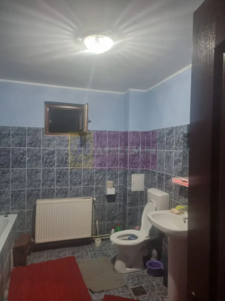 ISLAZ / IF - CASA P+1 (7 CAM) DE VANZARE