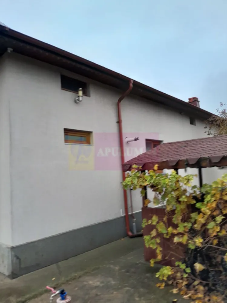 ISLAZ / IF - CASA P+1 (7 CAM) DE VANZARE