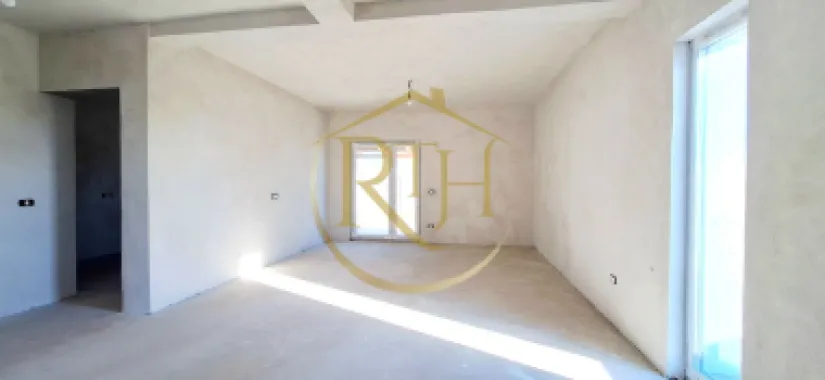 Oferim spre vanzare Case-Duplex cu 4 camere, situate in Giroc, 0% comision